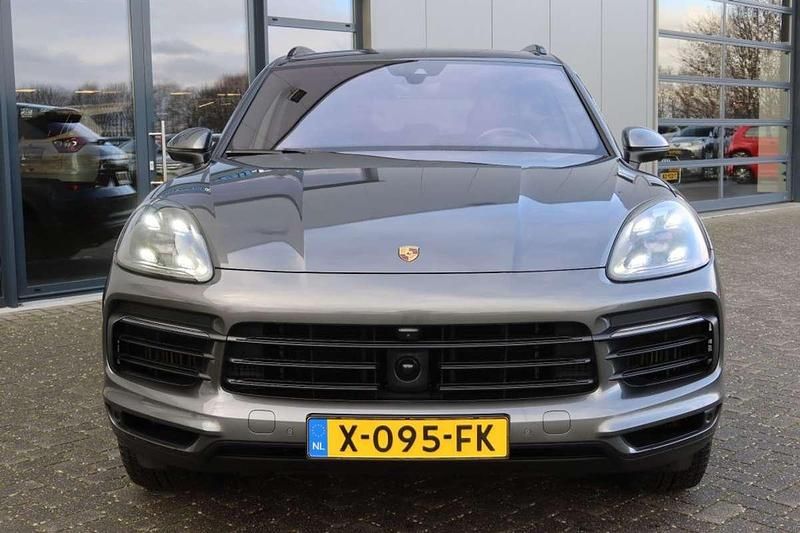 Occasion Porsche Cayenne Platinum Edition 340 PK (250 kW) 2021 Grijs SUV