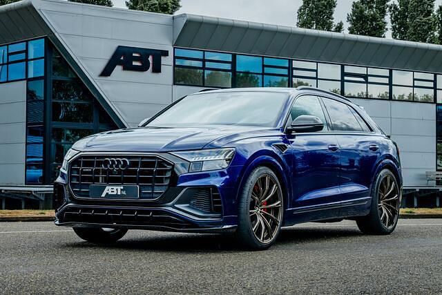 Blauw Gebruikt 2023 Audi Q8 Proline SUV | € 94.950 - Afbeelding 1/4