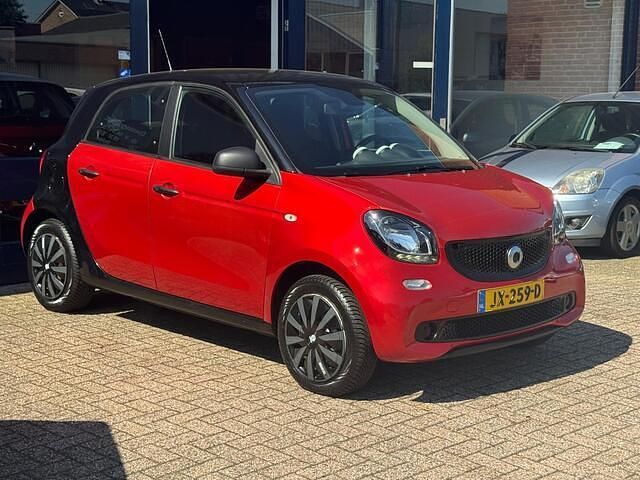 Occasion Smart ForFour Pure 71 PK (52 kW) 2016 Rood Hatchback