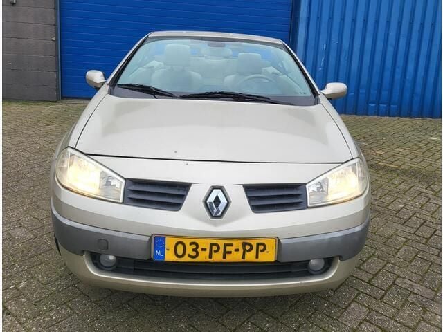 Occasion Renault Mégane Cabriolet Luxe 113 PK (83 kW) 2004 Beige Cabriolet