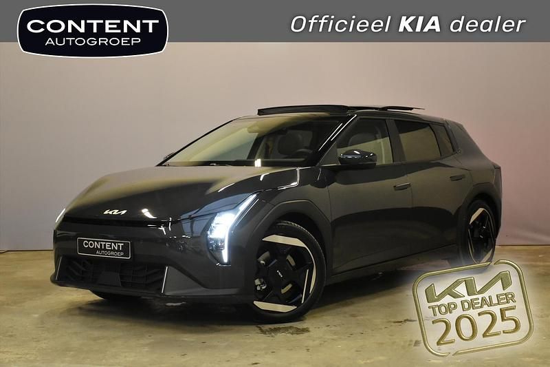 Blue flame (blauw metallic) Nieuw 2025 Kia EV4 Advance Hatchback | € 39.140 (Super prijs) - Afbeelding 1/4