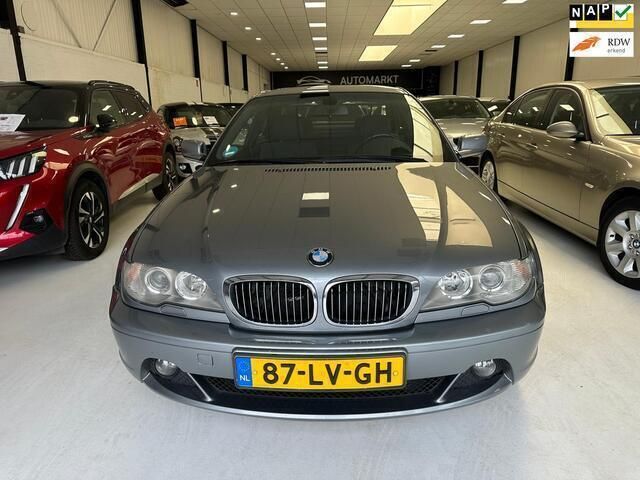 Grijs Gebruikt 2003 BMW 330 Executive Coupé | € 4.950 - Afbeelding 1/4