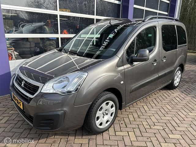 Occasion Peugeot Partner Tepee Active 110 PK (80 kW) 2016 Grijs MPV