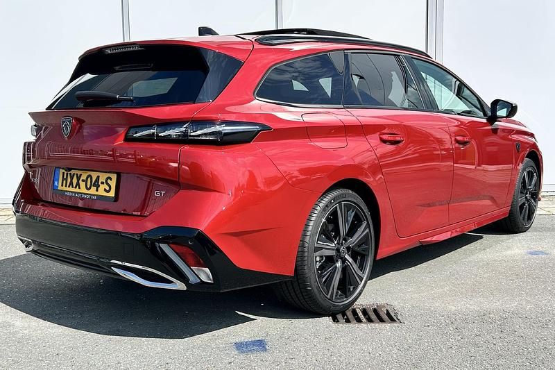 Occasion Peugeot 308 SW GT 145 PK (106 kW) 2025 Rood Stationwagen