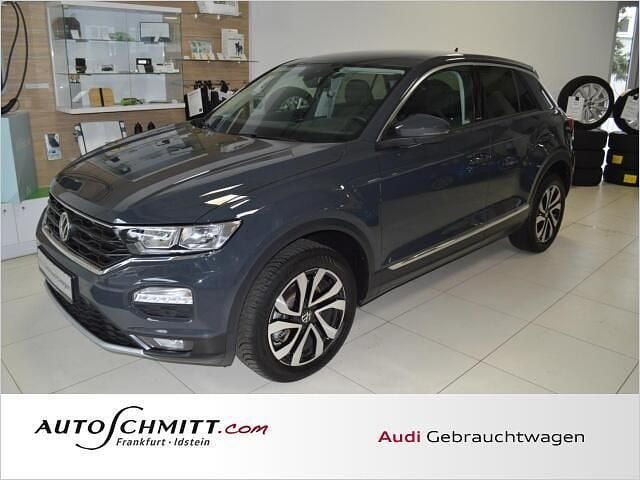Grijs Gebruikt 2022 VW T-Roc Active SUV | € 27.647 - Afbeelding 1/4