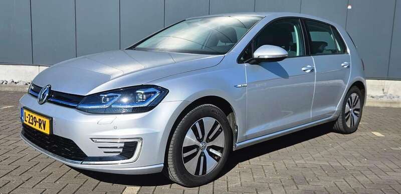 Grijs Gebruikt 2020 VW e-Golf Hatchback | € 10.250 (Super prijs) - Afbeelding 1/4