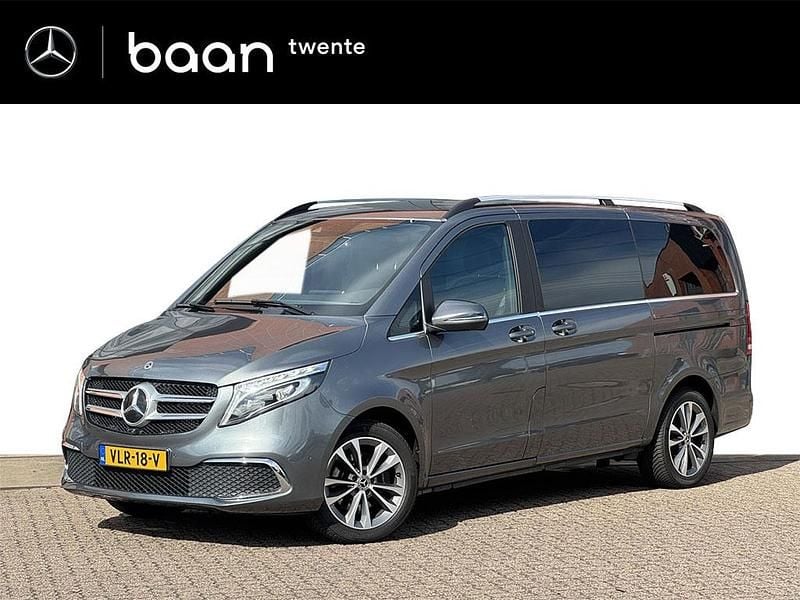 Grijs Gebruikt 2021 Mercedes V300 Avantgarde MPV | € 34.950 (Goede deal) - Afbeelding 1/4
