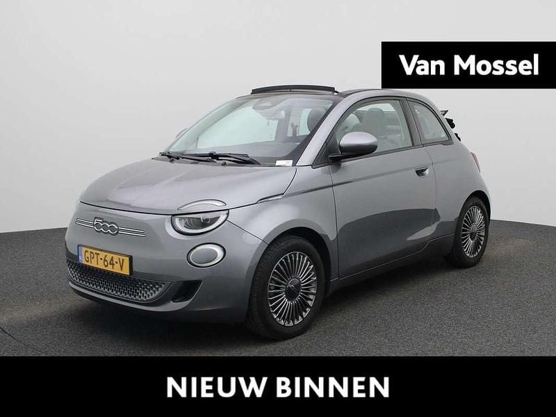 Grijs Gebruikt 2022 Fiat 500e Icon Cabriolet | € 19.900 (Eerlijke prijs) - Afbeelding 1/4
