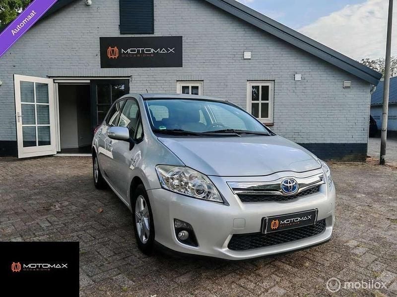 Grijs Gebruikt 2011 Toyota Auris Hybrid Hatchback | € 7.245 (Eerlijke prijs) - Afbeelding 1/4