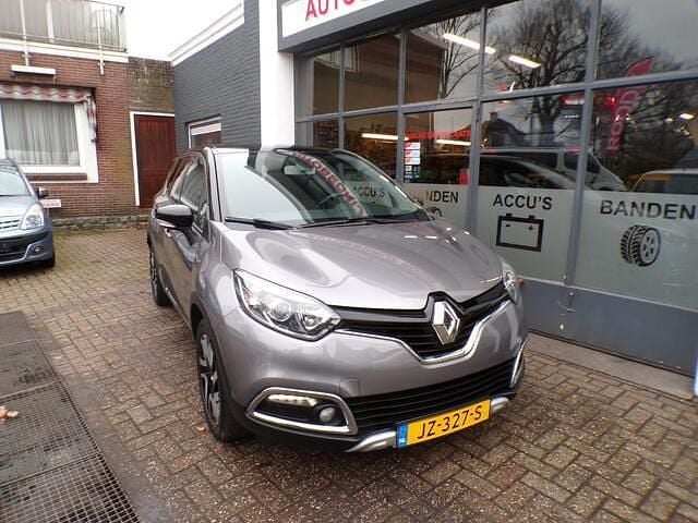 Occasion Renault Captur XMOD 120 PK (88 kW) 2016 Grijs SUV
