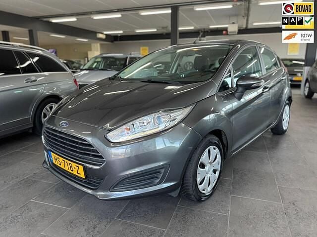 Occasion Ford Fiesta Style 95 PK (69 kW) 2015 Grijs (metallic) Hatchback