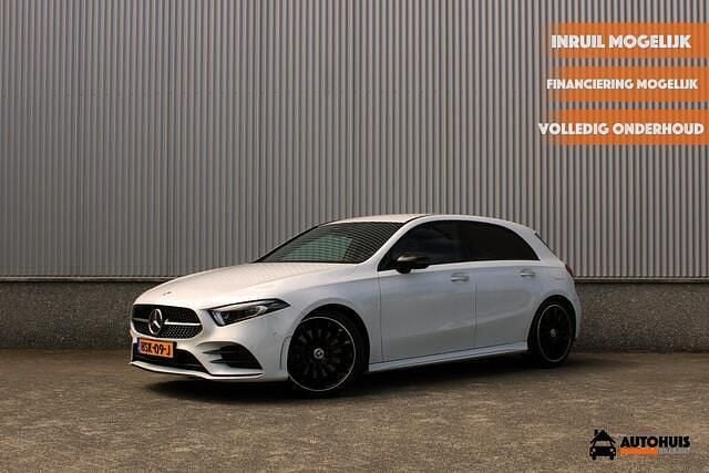 Wit Gebruikt 2018 Mercedes A250 AMG line Hatchback | € 20.900 (Eerlijke prijs) - Afbeelding 1/4