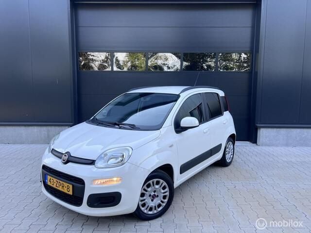 Wit Gebruikt 2013 Fiat Panda Lounge Hatchback | € 3.450 (Eerlijke prijs) - Afbeelding 1/4