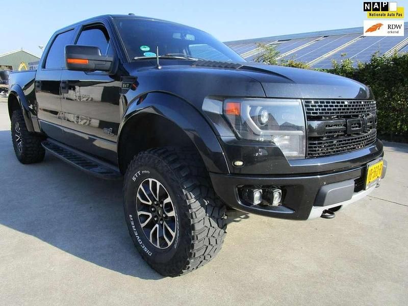 Zwart Gebruikt 2013 Ford F-150 Raptor Pickup | € 28.000 - Afbeelding 1/4