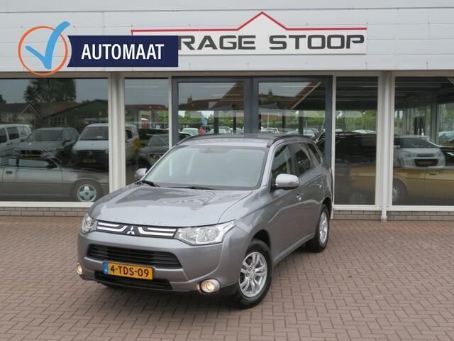 Grijs Gebruikt 2014 Mitsubishi Outlander Intense SUV | € 13.950 (Eerlijke prijs) - Afbeelding 1/4