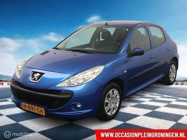 Blauw Gebruikt 2012 Peugeot 206+ Access Hatchback | € 4.950 (Eerlijke prijs) - Afbeelding 1/4