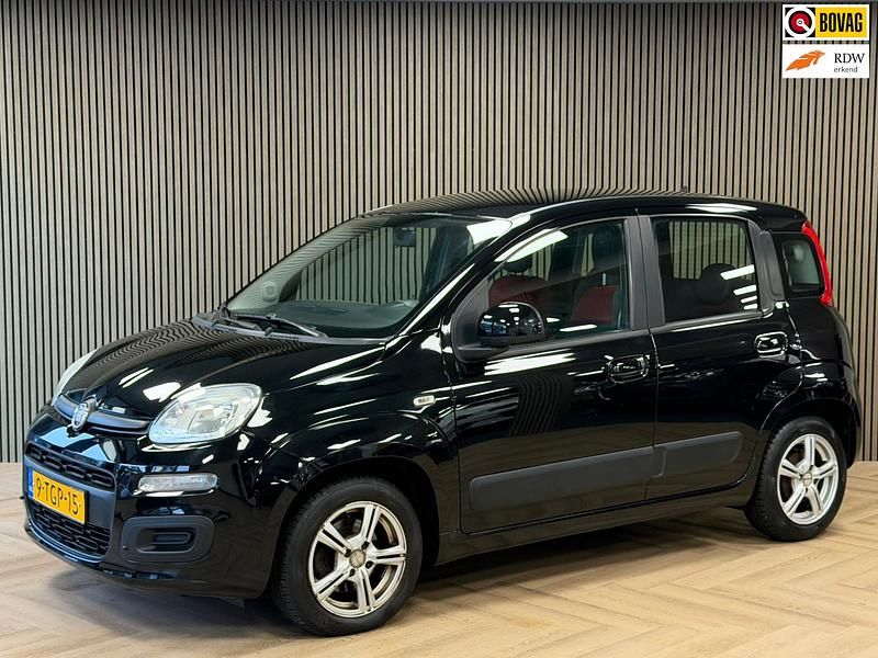 Zwart Occasion 2014 Fiat Panda Hatchback | € 3.999 (Goede deal) - Afbeelding 1/4