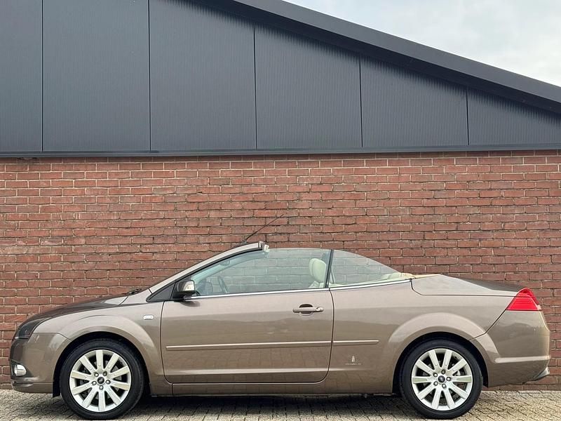 Occasion Ford Focus Titanium 146 PK (107 kW) 2007 Bruin Cabriolet
