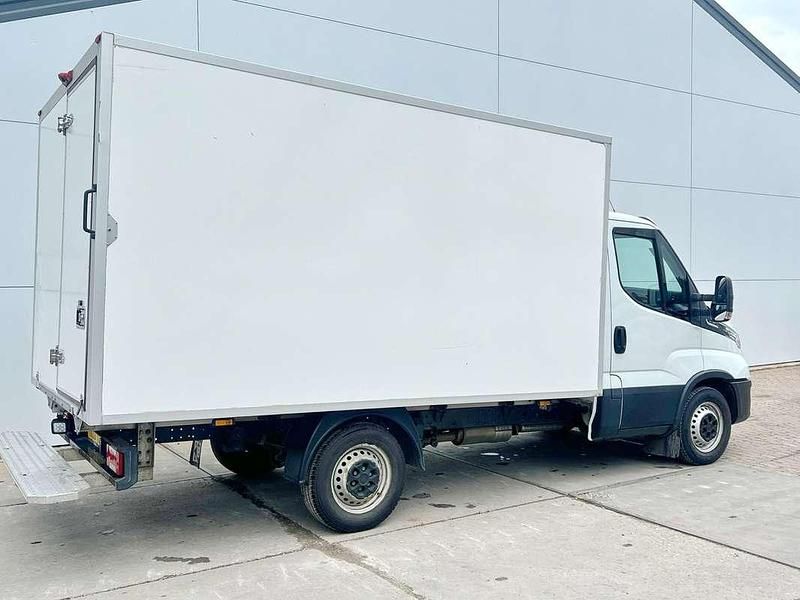 Occasion Iveco Daily 136 PK (100 kW) 2021 Wit Van