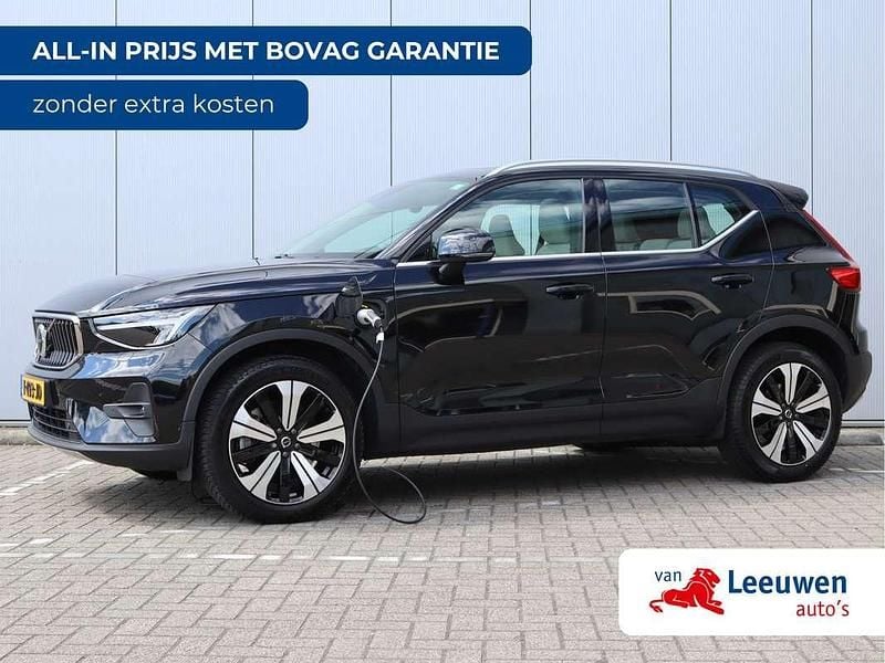 Zwart Gebruikt 2023 Volvo XC40 Ultimate SUV | € 40.995 (Eerlijke prijs) - Afbeelding 1/3