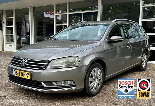 Grijs Gebruikt 2012 VW Passat Executive Stationwagen | € 4.250 (Eerlijke prijs) - Afbeelding 1/4