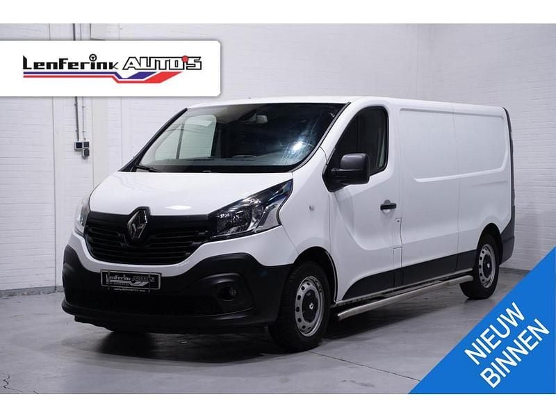 Zilver Gebruikt 2019 Renault Trafic MPV | € 7.800 (Super prijs) - Afbeelding 1/4