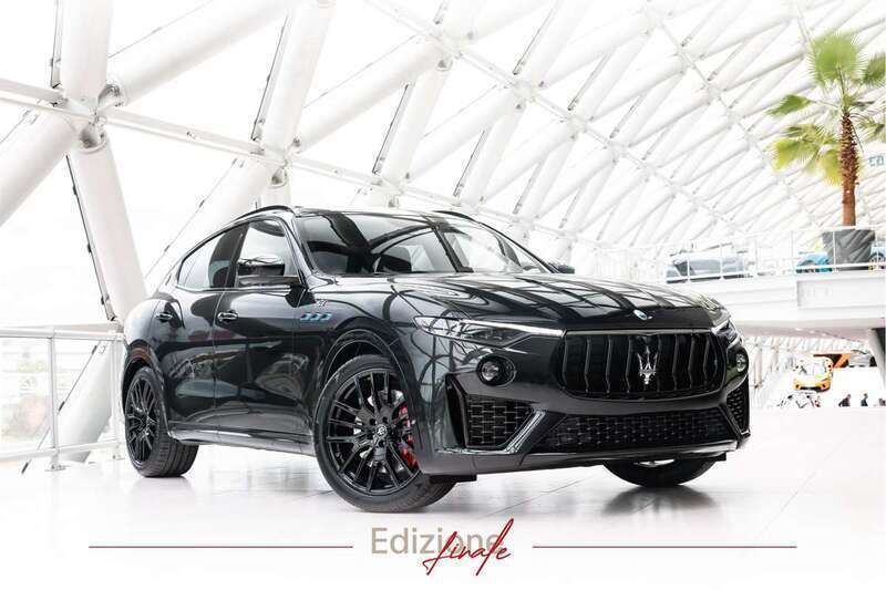 Zwart Nieuw 2025 Maserati Levante GT SUV | € 149.950 (Eerlijke prijs) - Afbeelding 1/4