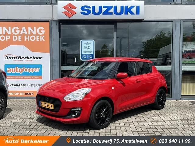 Rood Gebruikt 2021 Suzuki Swift Hatchback | € 15.445 (Eerlijke prijs) - Afbeelding 1/4