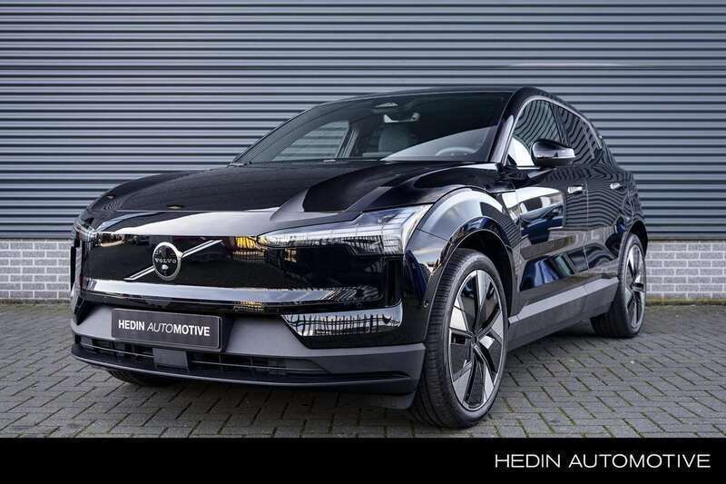 Zwart Nieuw 2025 Volvo EX30 Plus SUV | € 41.150 - Afbeelding 1/2