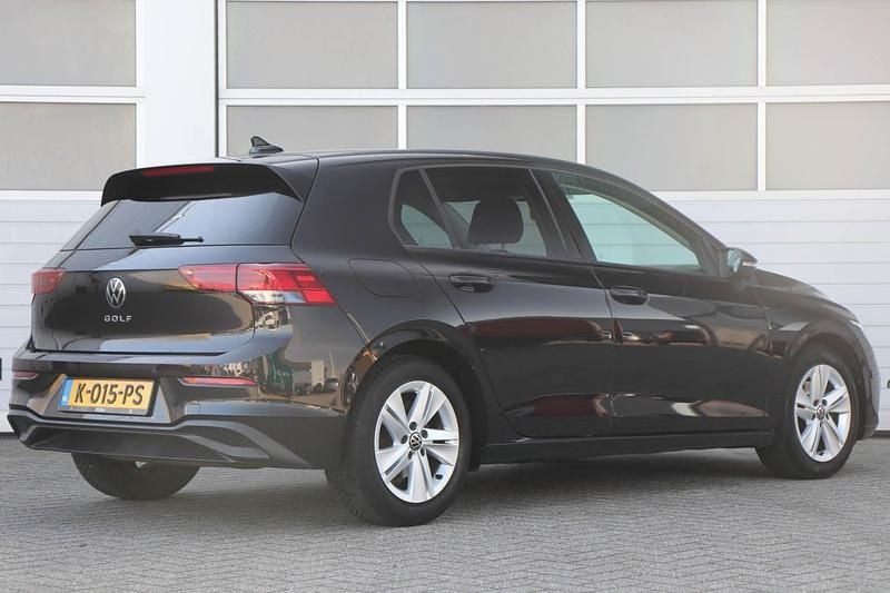 Occasion VW Golf VII Life 2021 Zwart Hatchback