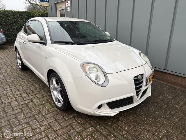 Wit Occasion 2012 Alfa Romeo MiTo Hatchback | € 2.250 (Goede deal) - Afbeelding 1/4