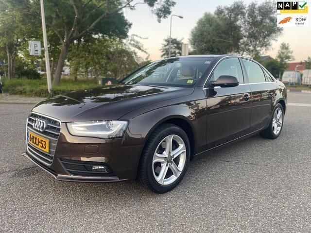 Bruin Gebruikt 2013 Audi A4 Business Sedan | € 15.995 (Duur) - Afbeelding 1/4