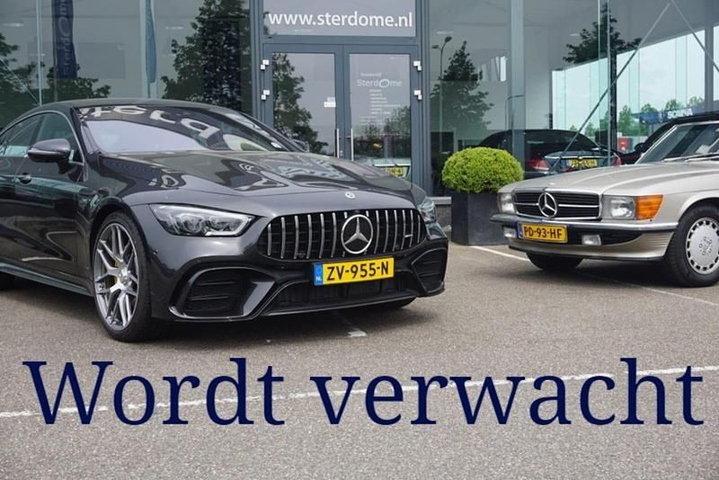 Zilver Occasion 2024 Mercedes GLC300e AMG line SUV | € 77.950 (Duur) - Afbeelding 1/4