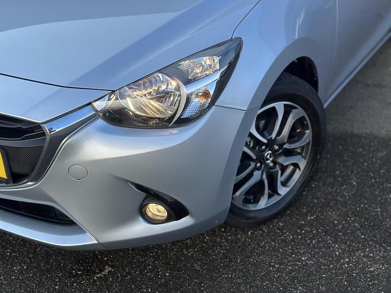 Occasion Mazda 2 90 PK (66 kW) 2017 Grijs metallic Hatchback