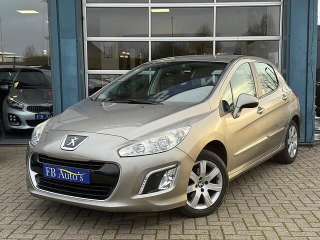 Grijs Gebruikt 2012 Peugeot 308 Hatchback | € 4.450 (Eerlijke prijs) - Afbeelding 1/4