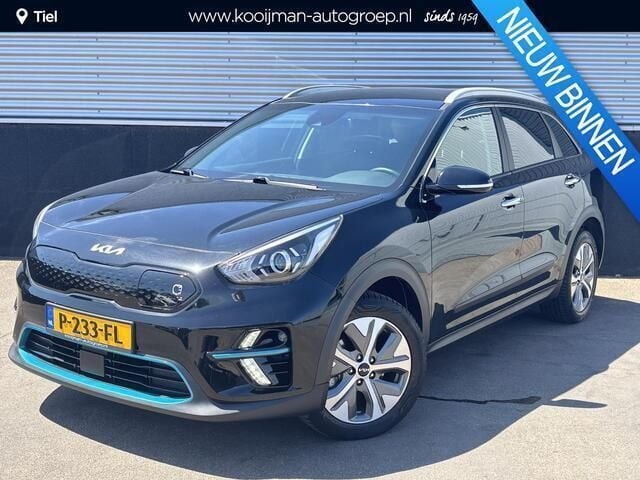 Zwart, metallic lak Gebruikt 2022 Kia e-Niro SUV | € 26.399 (Super prijs) - Afbeelding 1/4