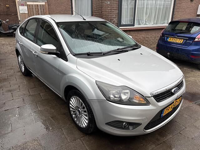 Occasion Ford Focus Limited 125 PK (91 kW) 2010 Grijs (metallic) Hatchback