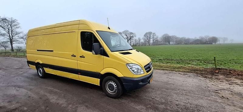 Geel Occasion 2011 Mercedes Sprinter Van | € 6.650 (Super prijs) - Afbeelding 1/4