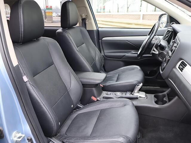 Occasion Mitsubishi Outlander Instyle 121 PK (88 kW) 2014 Blauw SUV