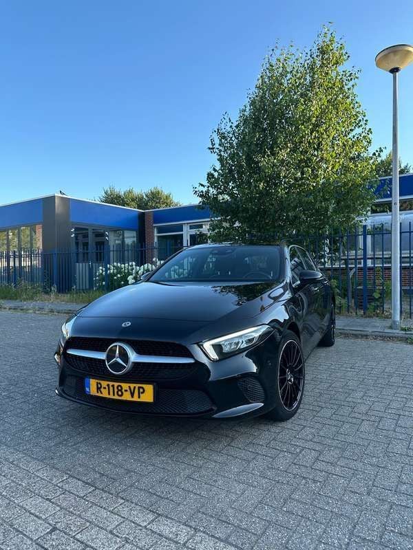 Zwart Gebruikt 2020 Mercedes 250 Stationwagen | € 26.950 (Eerlijke prijs) - Afbeelding 1/4