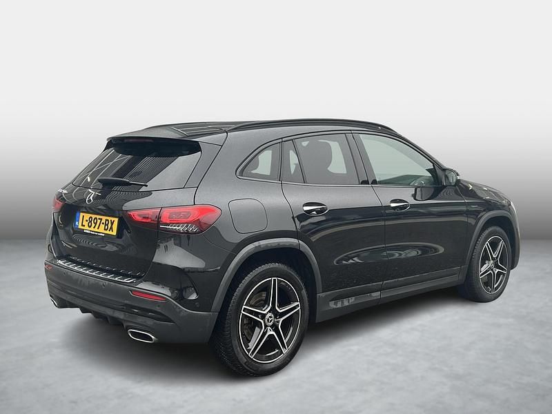 Occasion Mercedes GLA250 Business 218 PK (160 kW) 2021 Zwart SUV