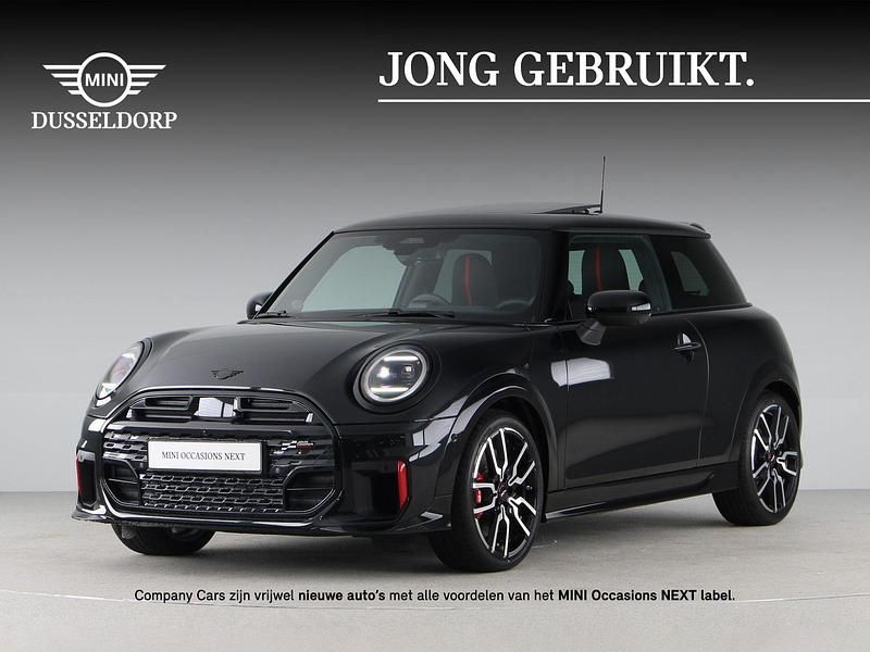 Zwart Nieuw 2025 Mini John Cooper Works Hatchback | € 53.900 (Duur) - Afbeelding 1/4