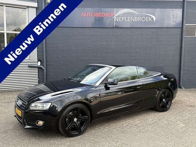 Zwart Gebruikt 2011 Audi A5 Cabriolet S-Line Cabriolet | € 8.950 - Afbeelding 1/4