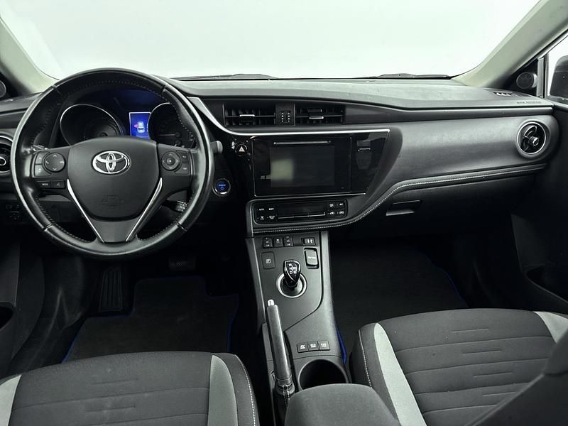 Occasion Toyota Auris Active 136 PK (100 kW) 2016 Wit Stationwagen