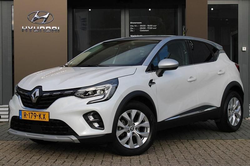 Wit Gebruikt 2022 Renault Captur Intens SUV | € 18.250 (Goede deal) - Afbeelding 1/4