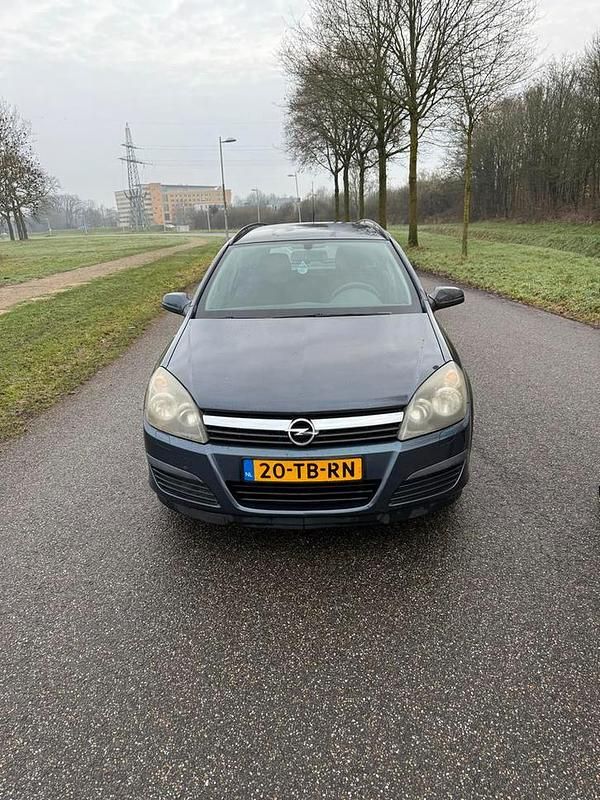Occasion 2006 Opel Astra Stationwagen | € 1.299 (Goede deal) - Afbeelding 1/4