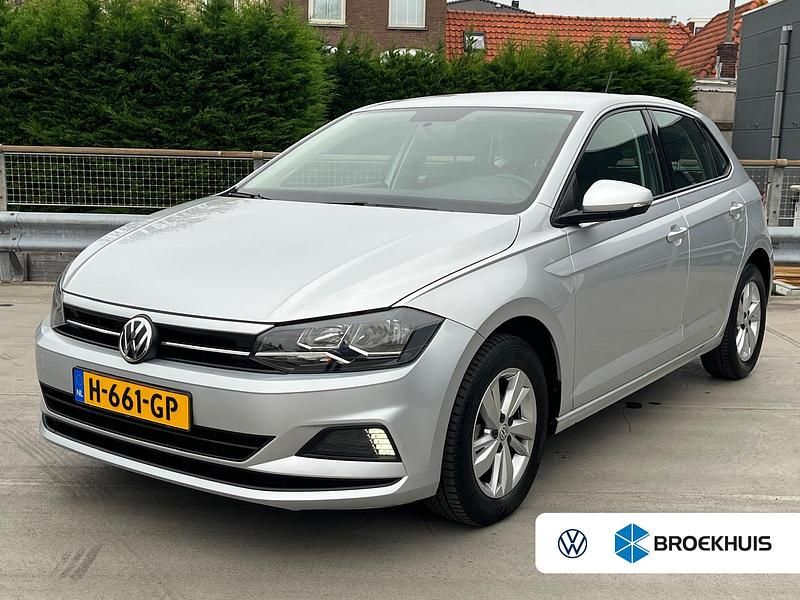 Grijs Gebruikt 2019 VW Polo Comfortline Hatchback | € 14.895 (Eerlijke prijs) - Afbeelding 1/4