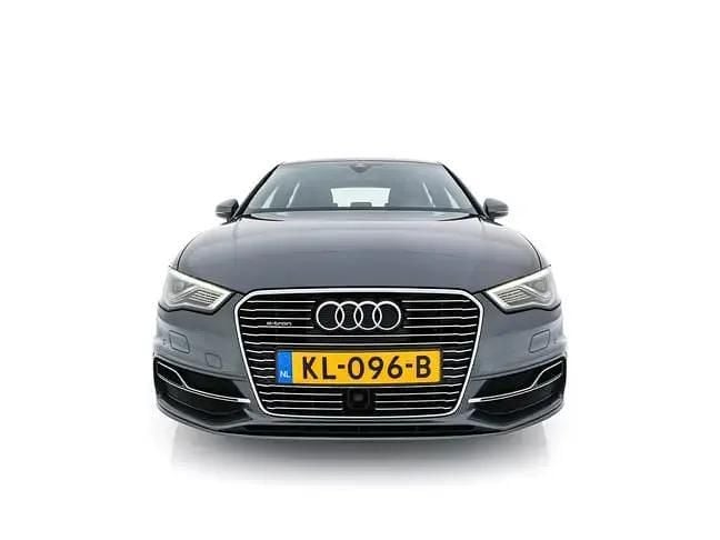 Occasion Audi A3 Sportback e-tron Ambition 2016 Grijs (metallic) Hatchback