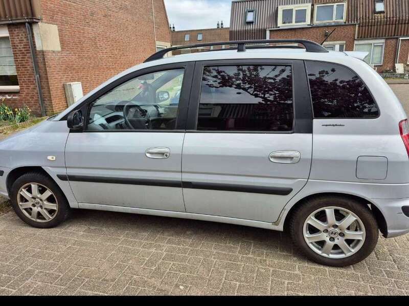Zilver Gebruikt 2005 Hyundai Matrix Active MPV | € 2.699 (Eerlijke prijs) - Afbeelding 1/4