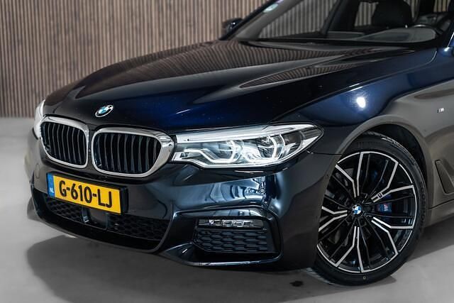 Occasion BMW 530 Executive 252 PK (185 kW) 2019 Zwart Stationwagen